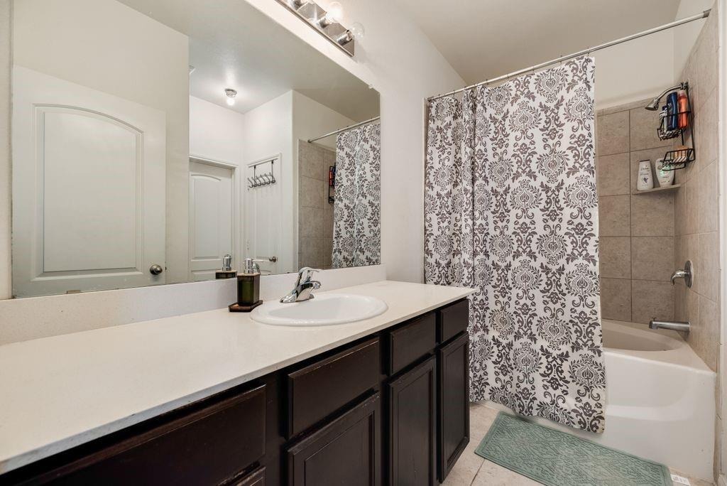 Verdon Gorge Dr, Fort Worth, TX 76179