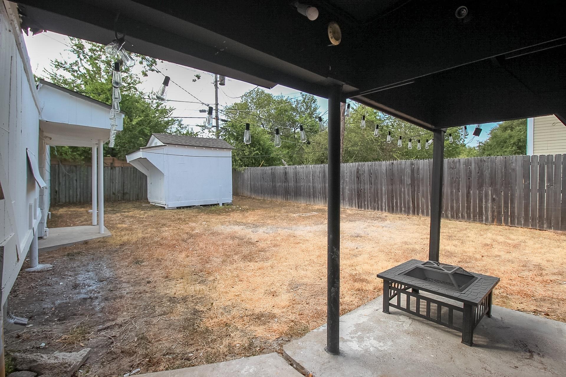 Live Oak Ave, Waco, TX 76708