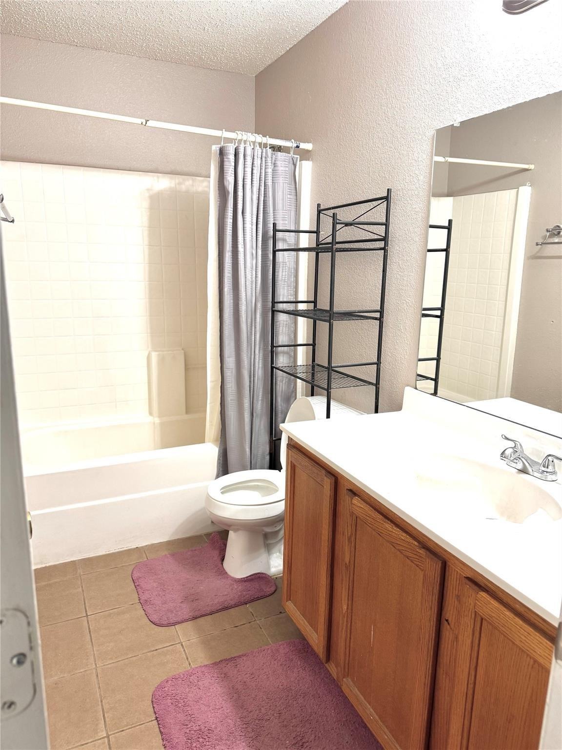 Pondview Dr, Cedar Hill, TX 75104