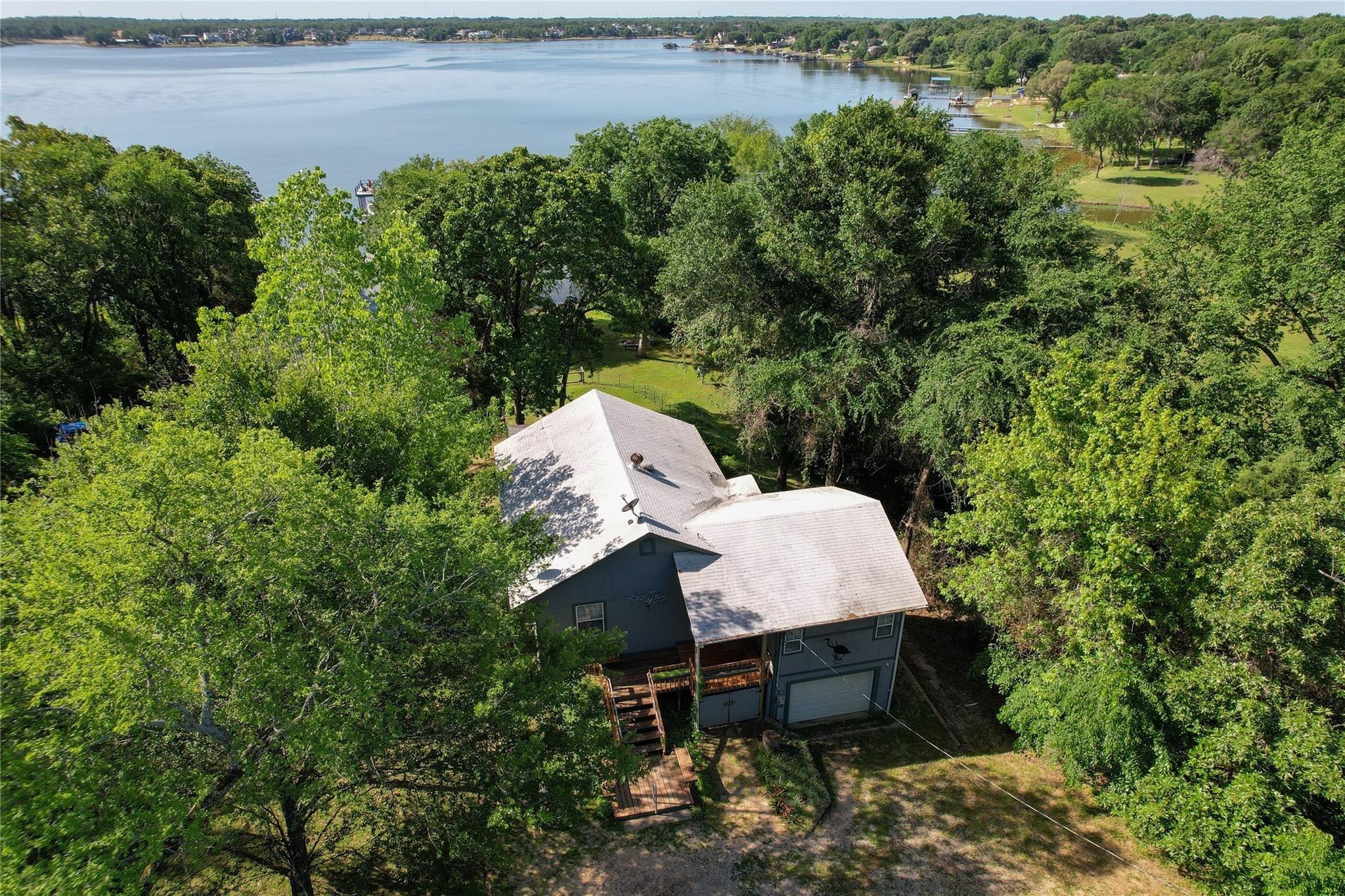 Ridge Way, Malakoff, TX 75148