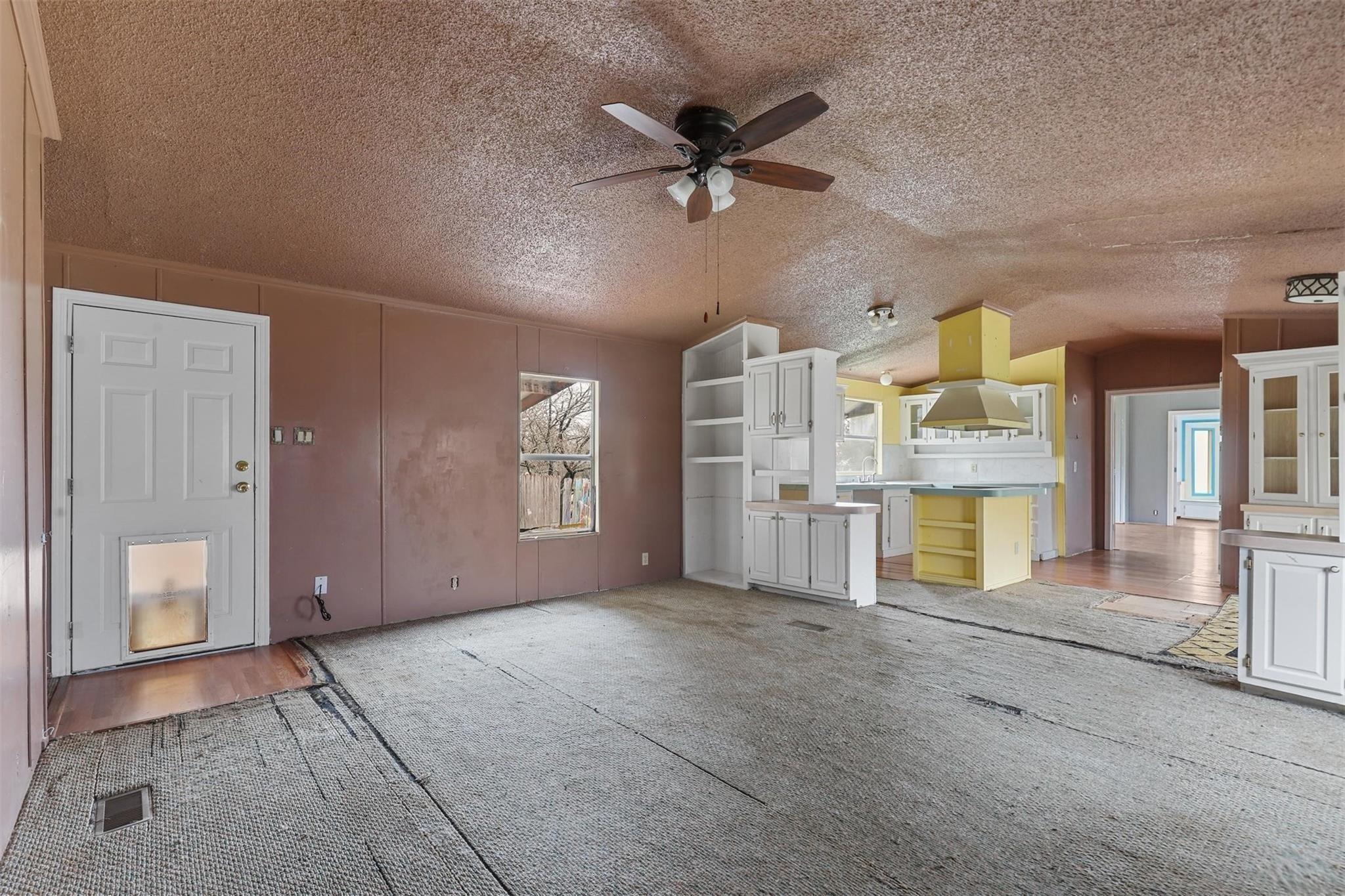 Nebraska Trl, Granbury, TX 76048 #1
