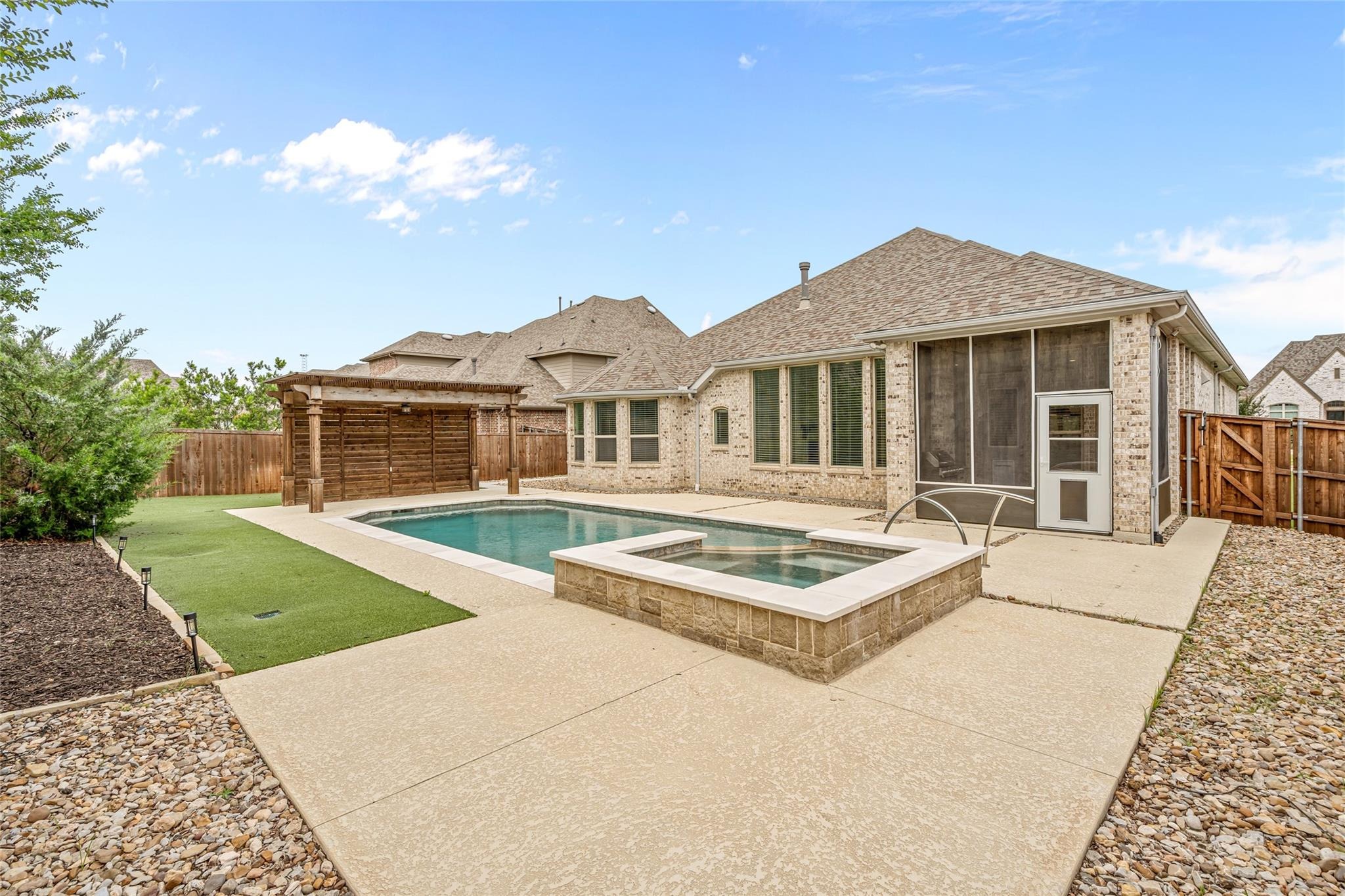 Roughleaf Ridge Rd, Argyle, TX 76226