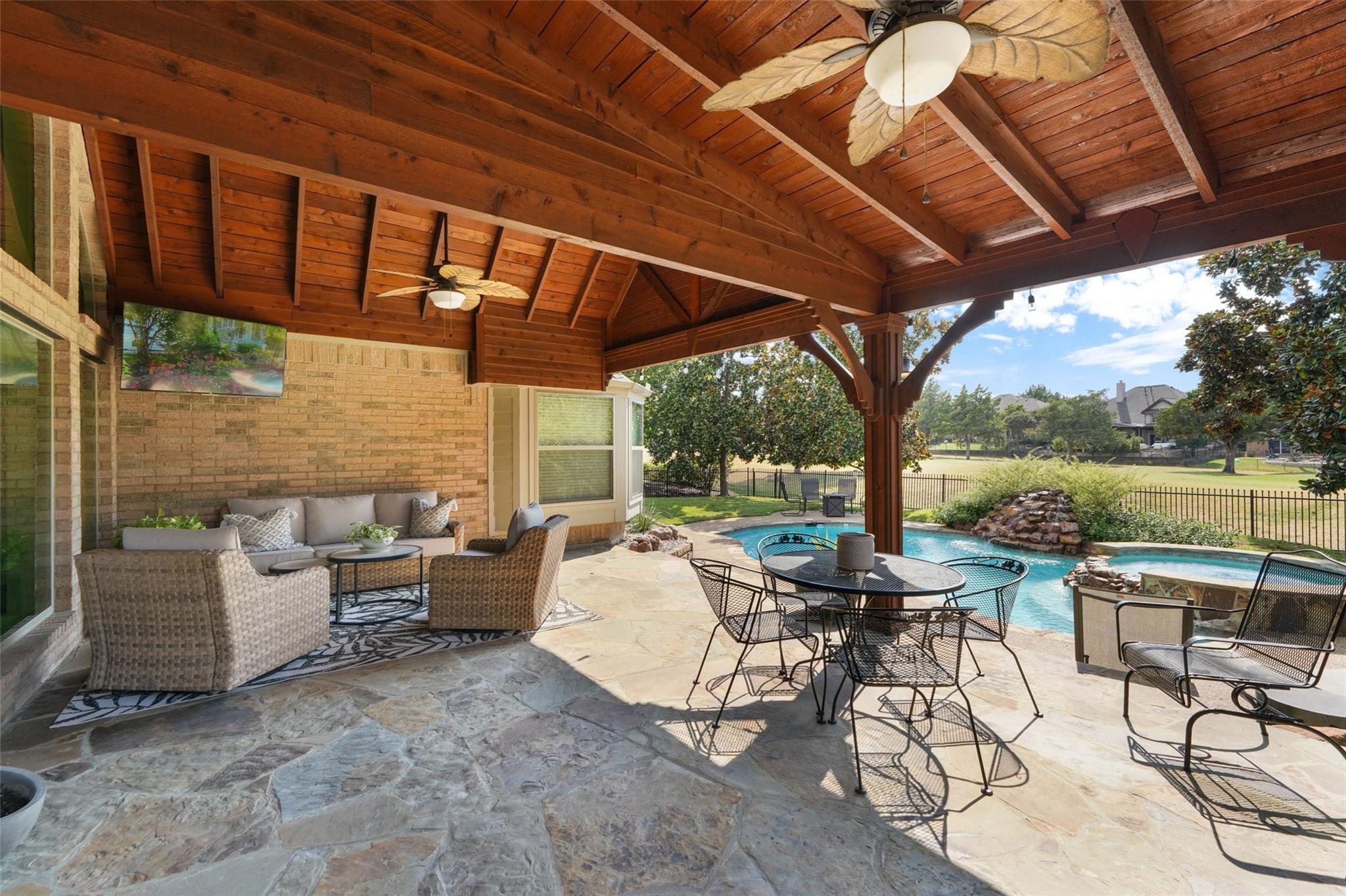 Fairlakes Pointe Dr, Rockwall, TX 75087