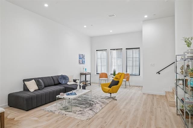 Novela Way, Dallas, TX 75215