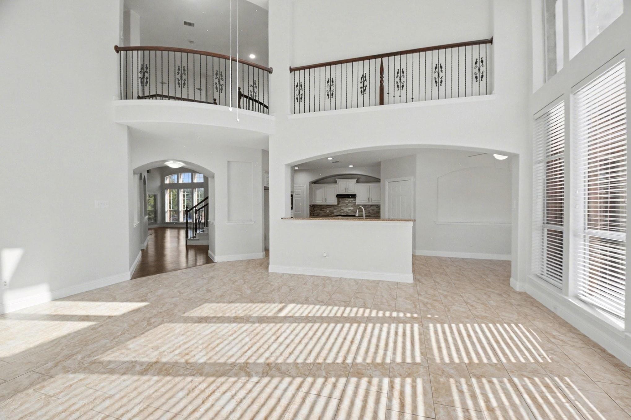 Wind Lake Cir, Garland, TX 75040