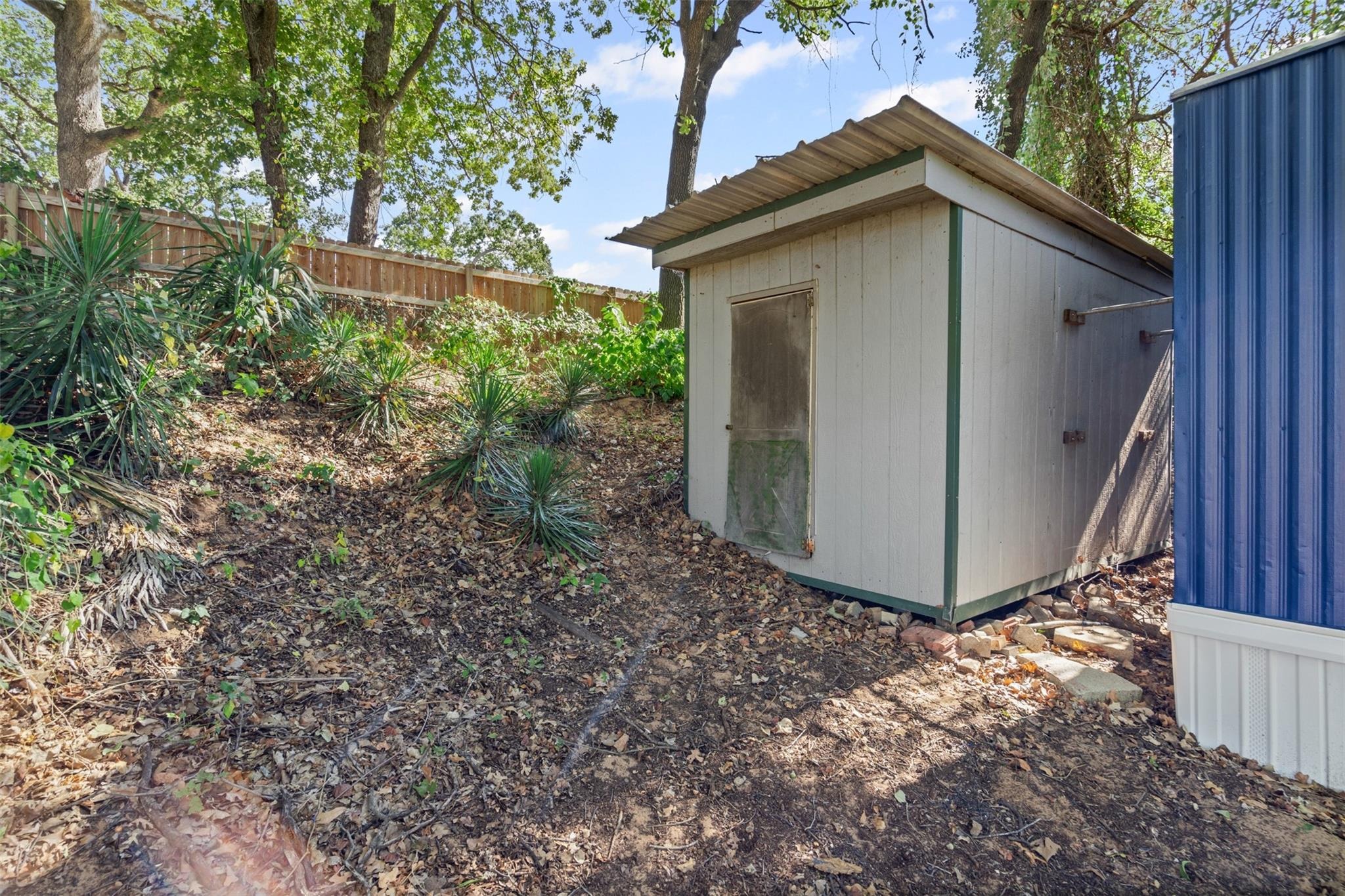 Blue Water Ct, Granbury, TX 76049 #1
