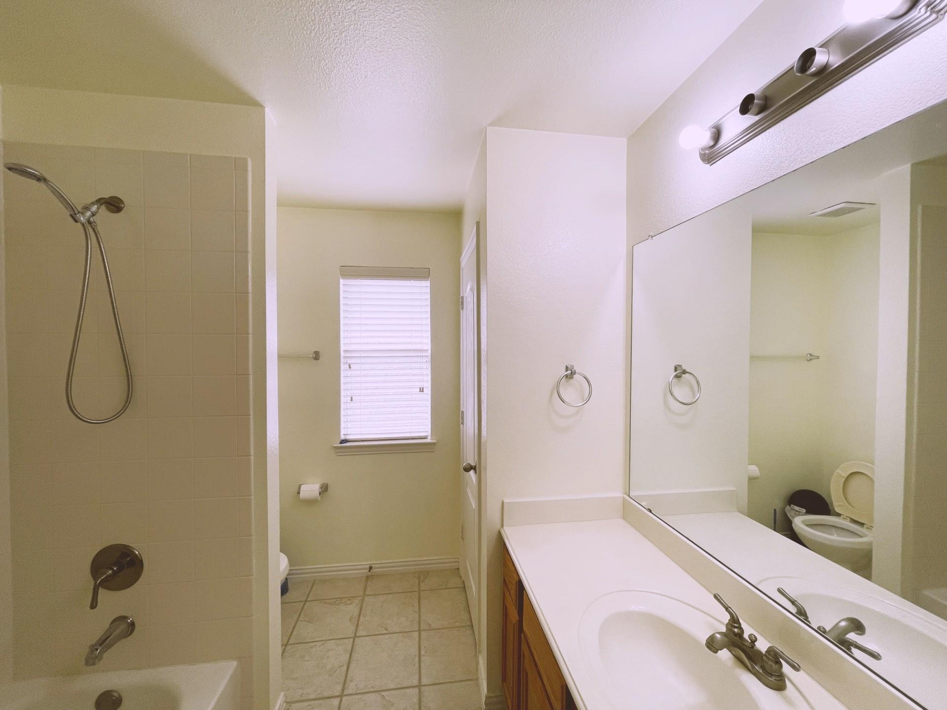 Moultrie Dr, Garland, TX 75040