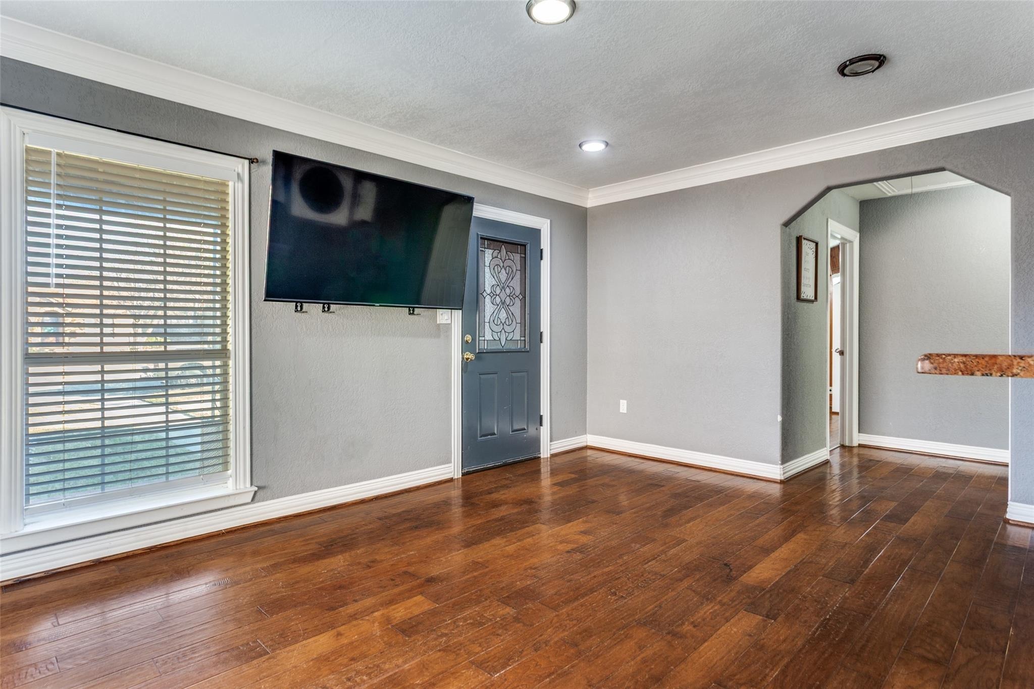 Meadowbrook Dr, Fort Worth, TX 76103
