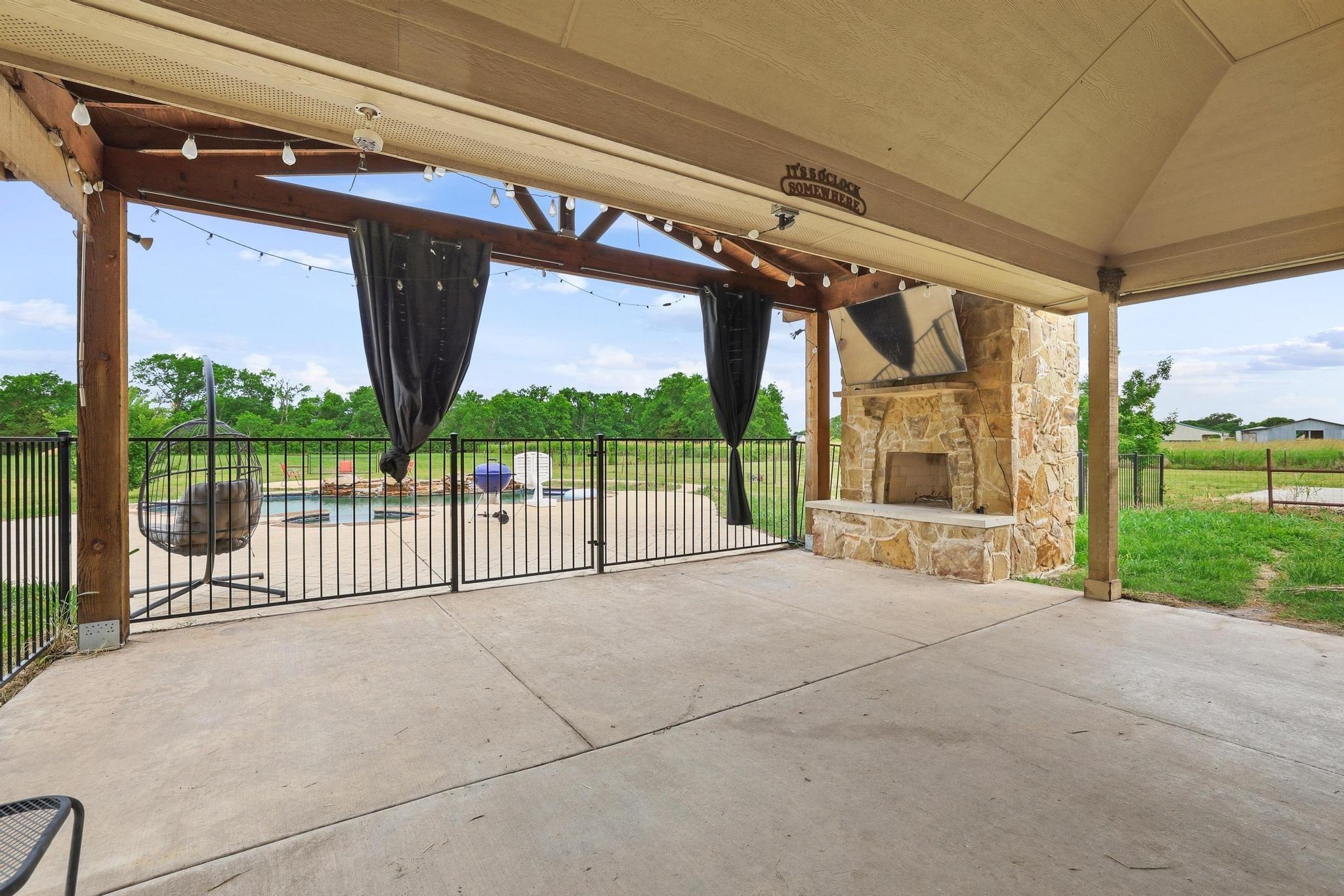 County Road 4421 , Trenton, TX 75490 #1