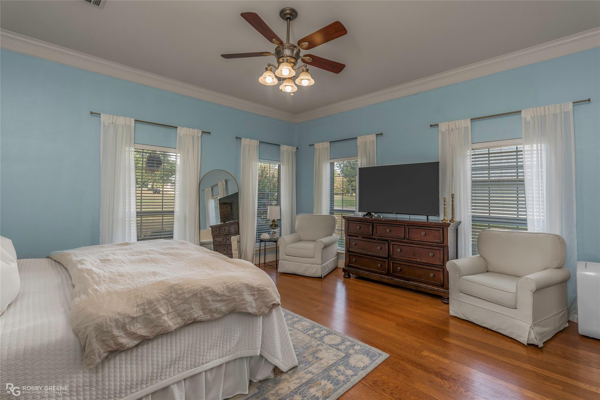 Bob White Ln, Benton, LA 71006