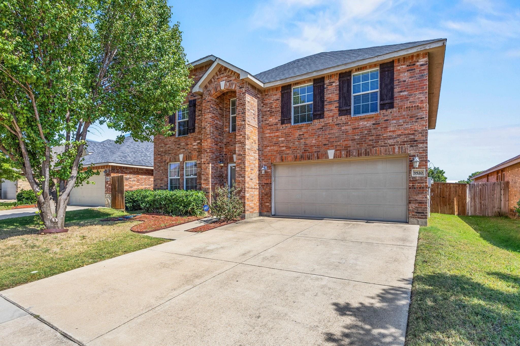 Sills Way, Fort Worth, TX 76177