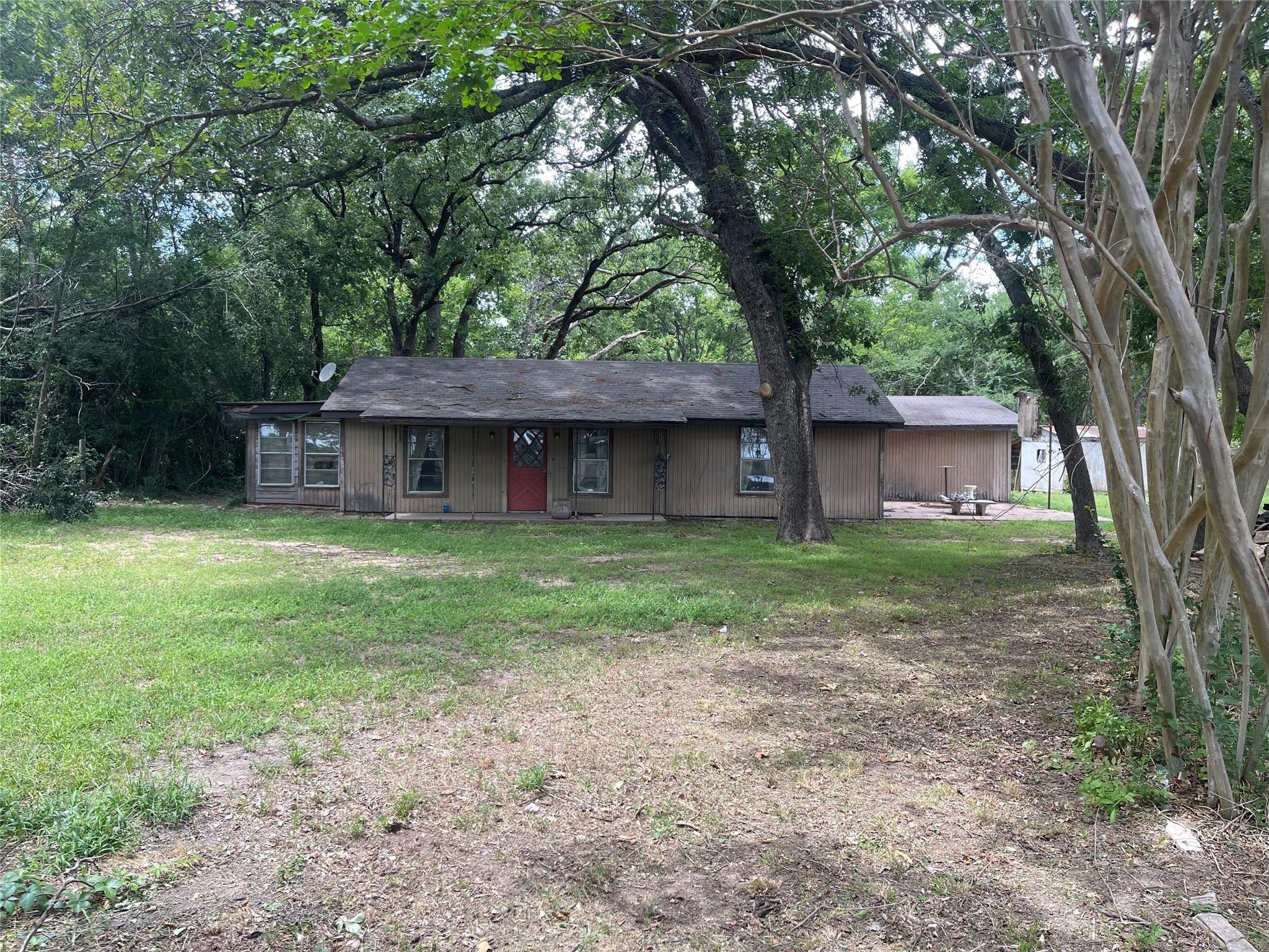 FM 17 , Grand Saline, TX 75140