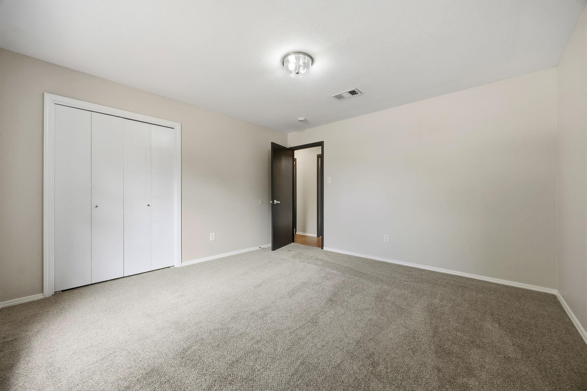 Charlyne Dr, Burleson, TX 76028