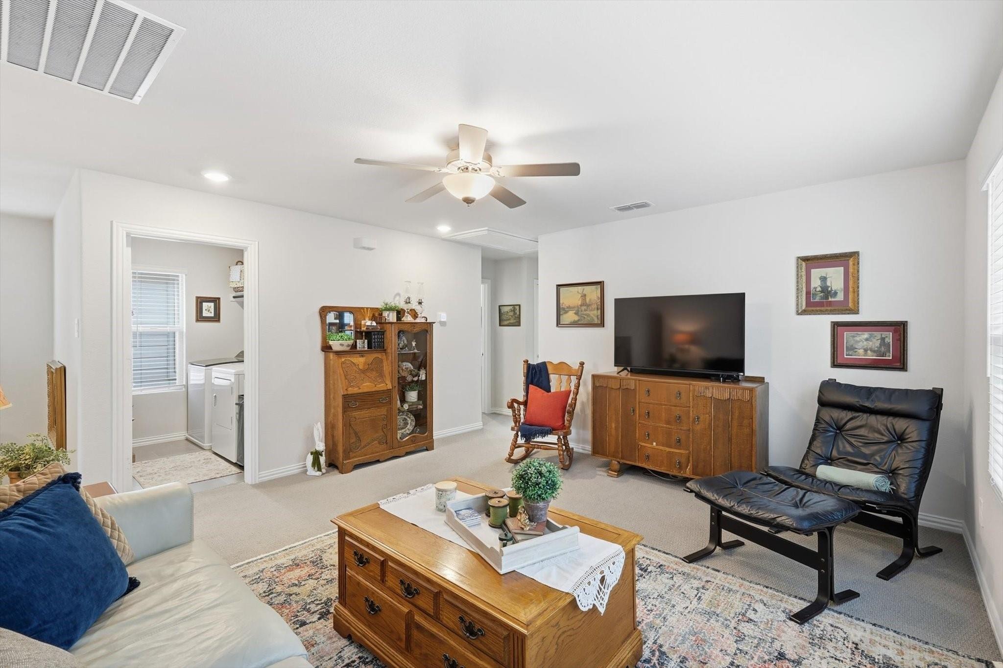 Kings Canyon Mews, Denton, TX 76210