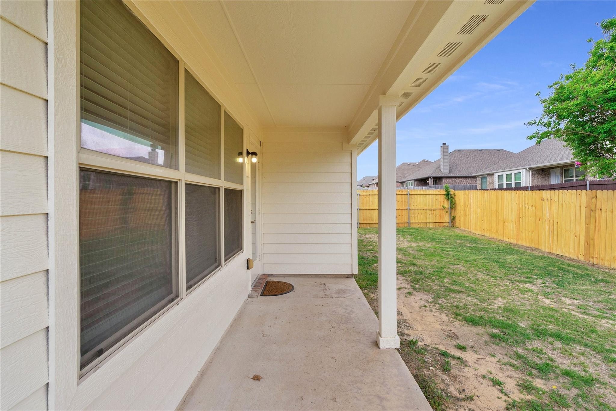 Bear Trl, Waxahachie, TX 75165 #1
