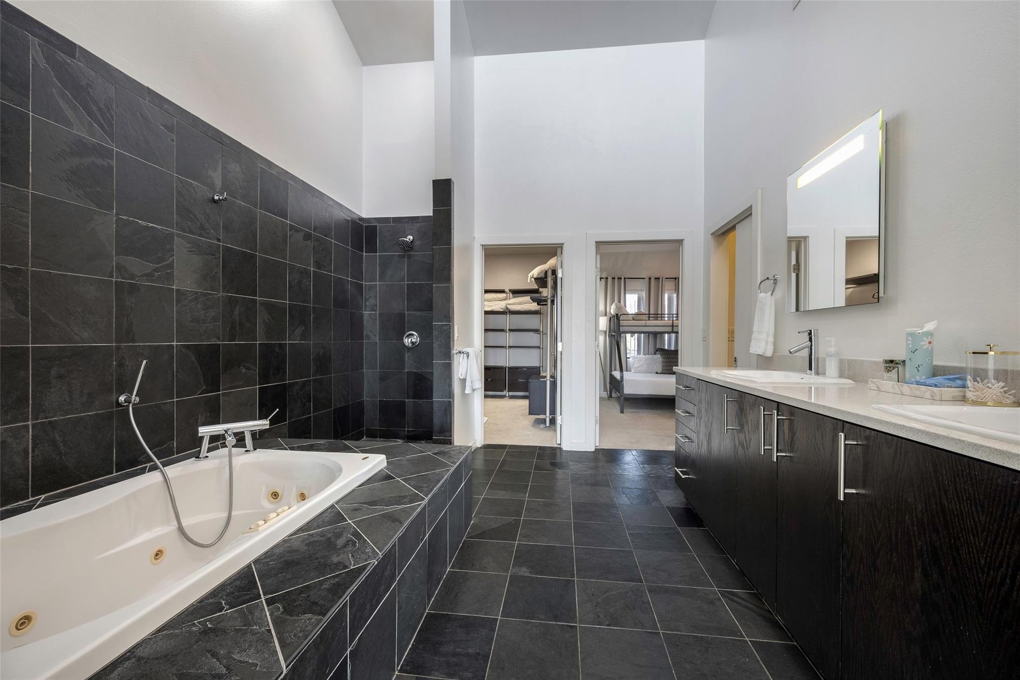 1st Ave, Dallas, TX 75226