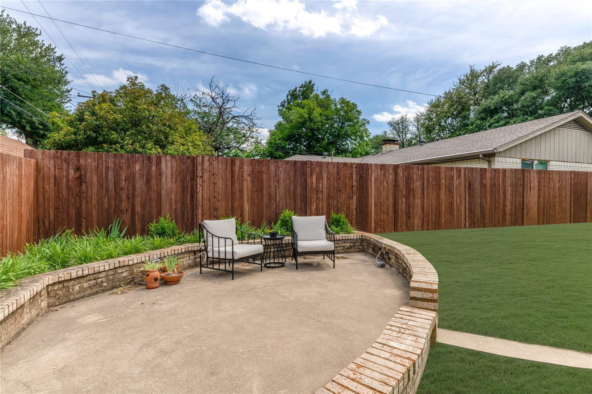 Hunnicut Rd, Dallas, TX 75227