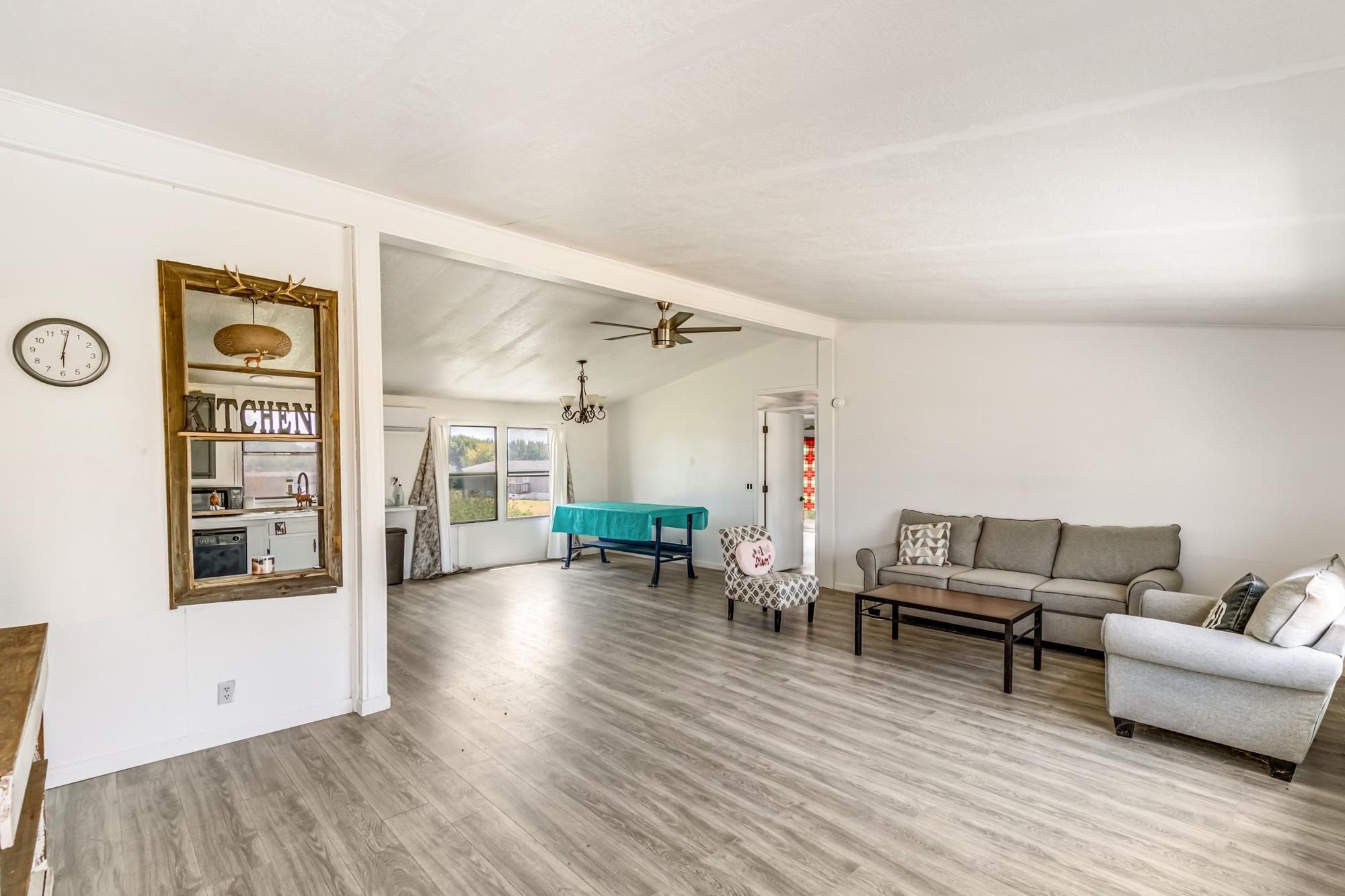 Creekview Meadows Ct, Springtown, TX 76082 #1