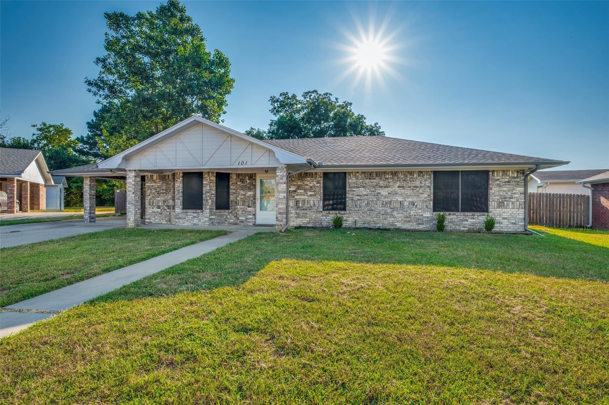 Sara Ct, Collinsville, TX 76233 #1