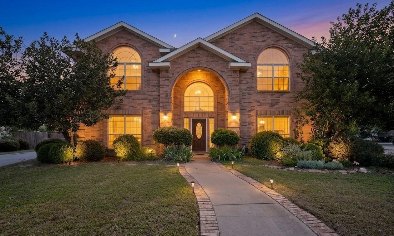 Mistletoe Ln, Rowlett, TX 75088 #1