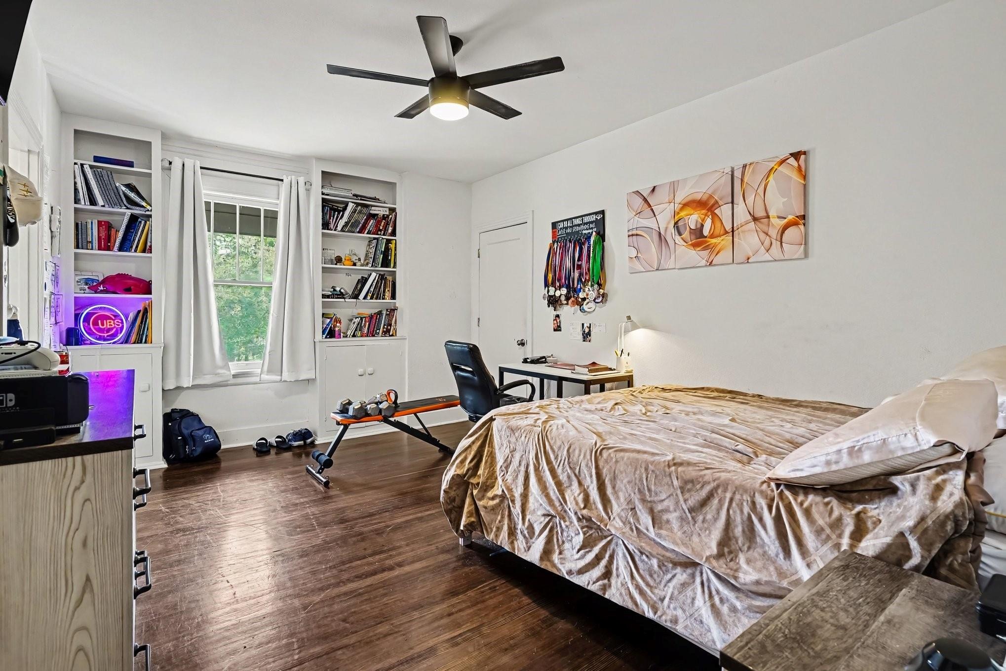 6th Ave, Fort Worth, TX 76110