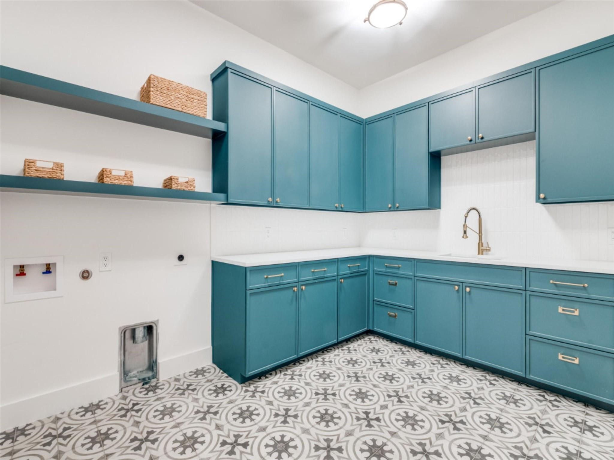 Larchfield Ln, Dallas, TX 75238