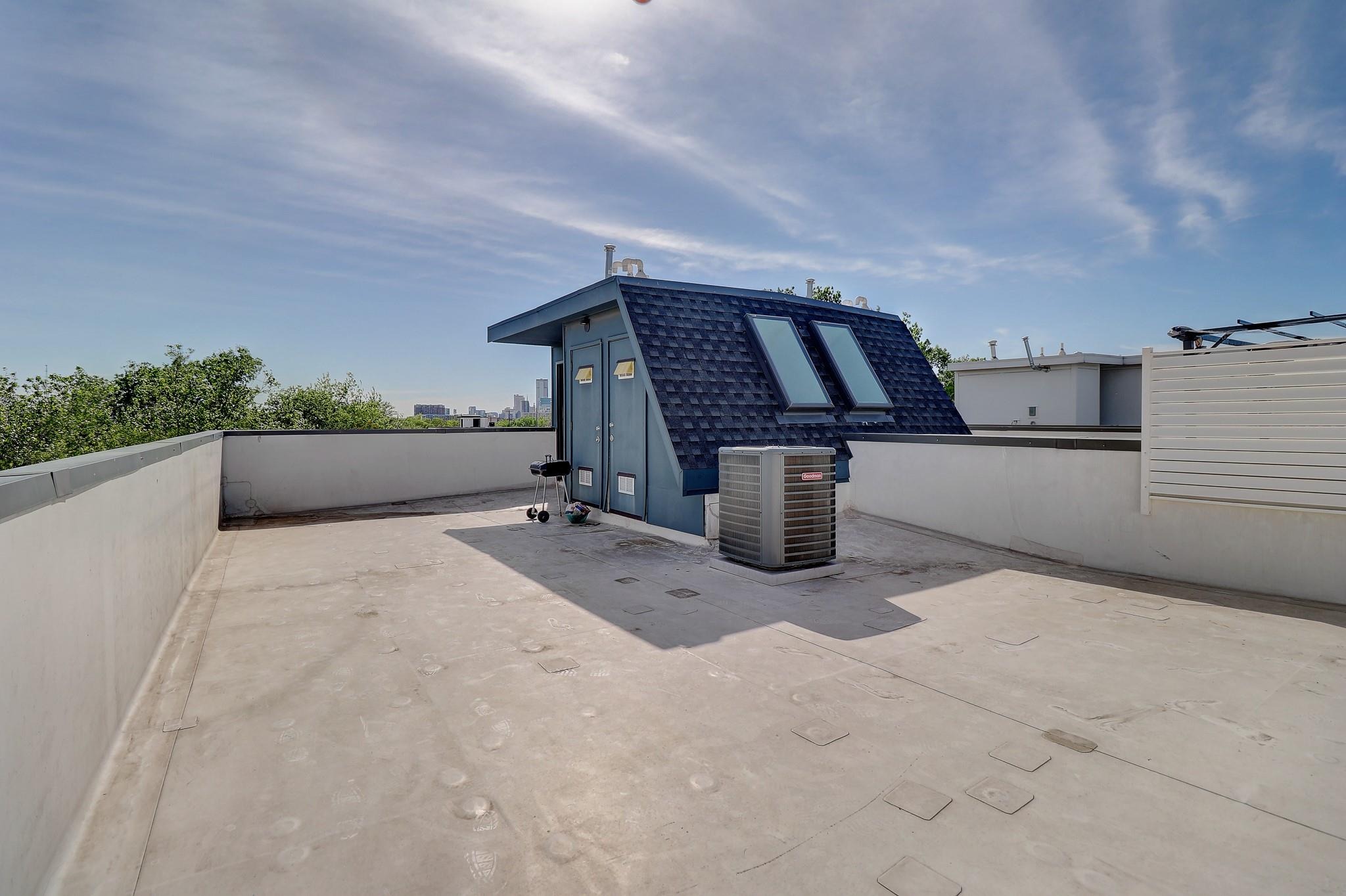Prairie Ave, Dallas, TX 75226