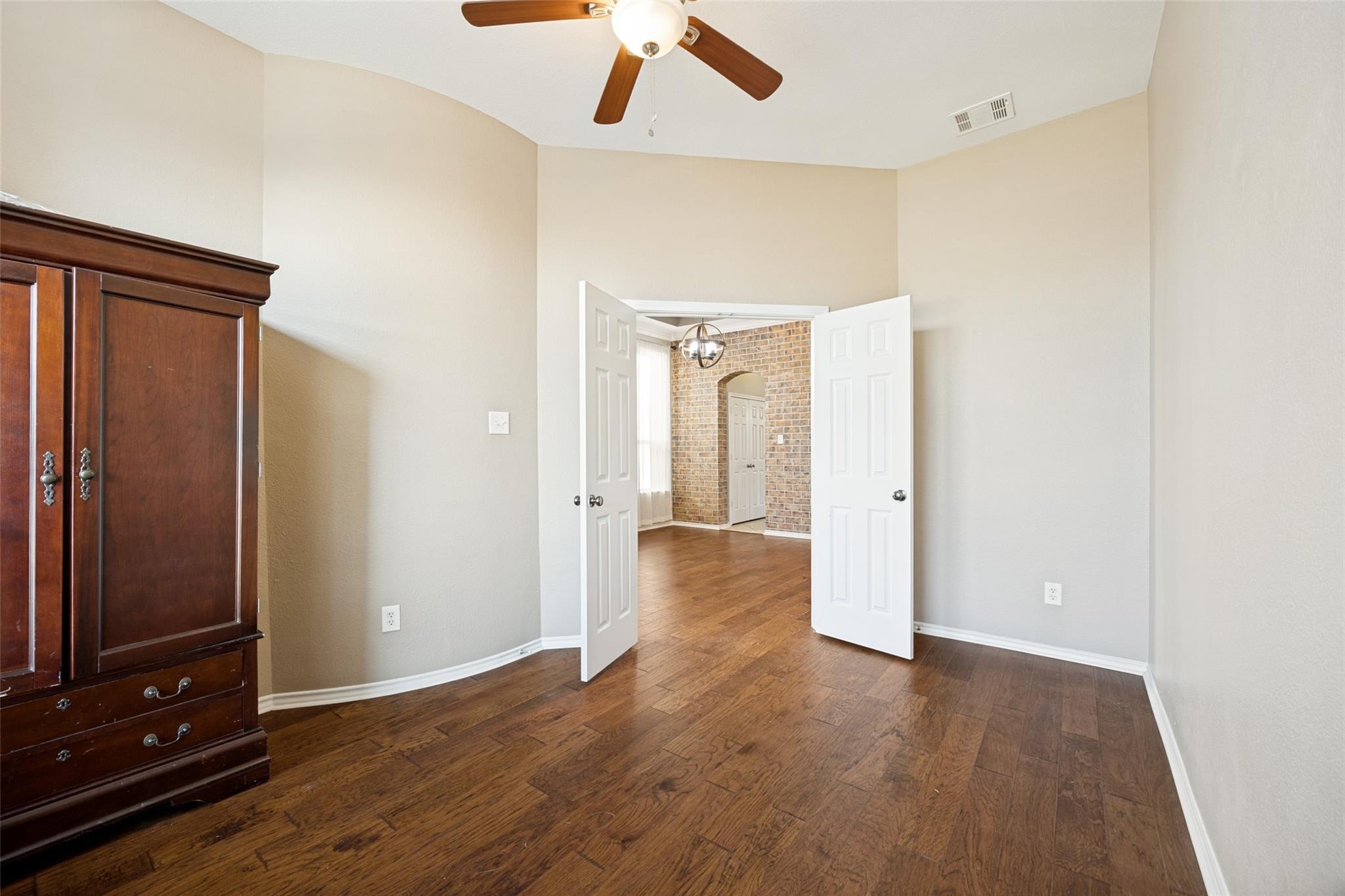 Whitehall Ct, Mckinney, TX 75070