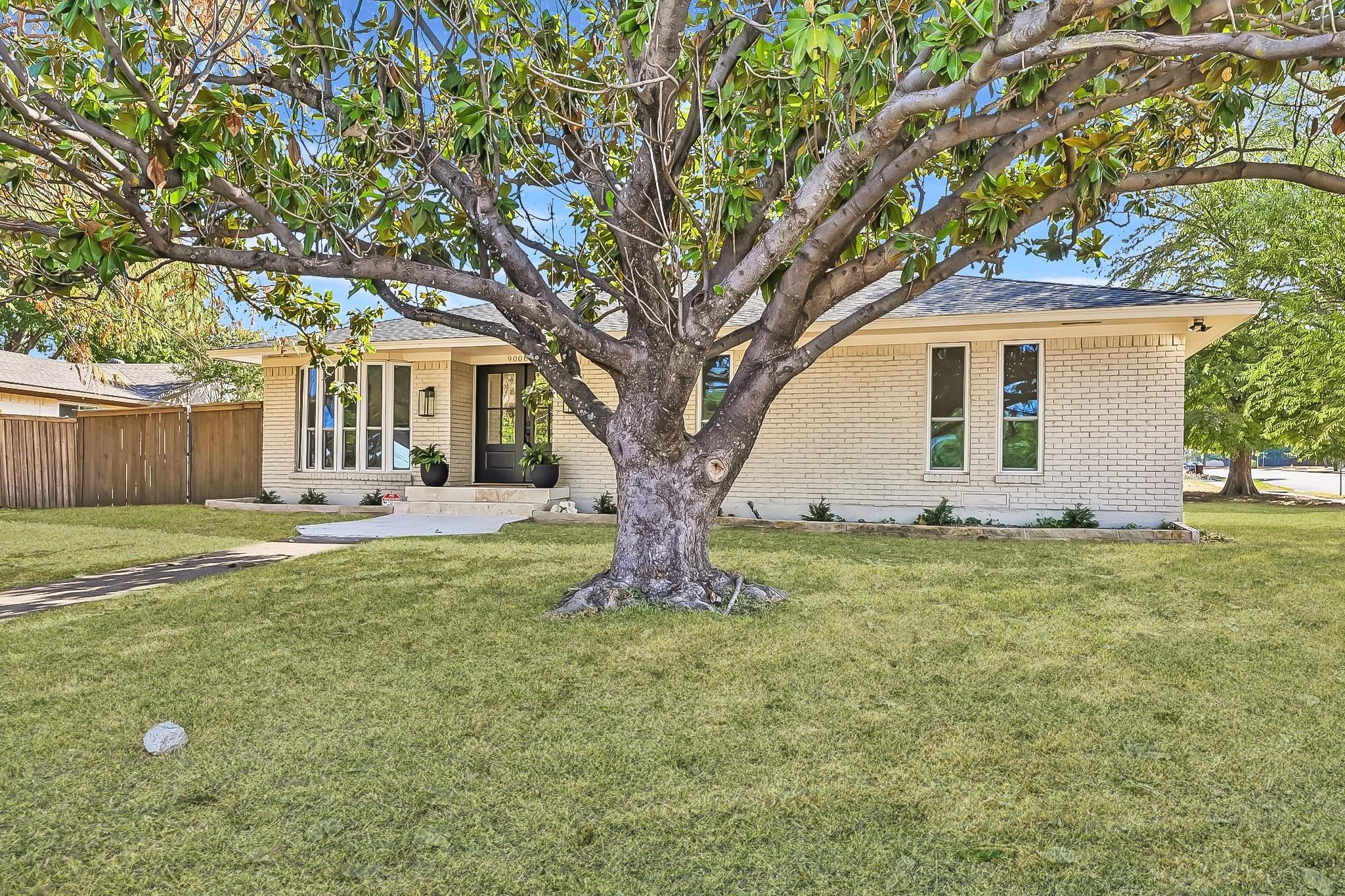Flicker Ln, Dallas, TX 75238 #1