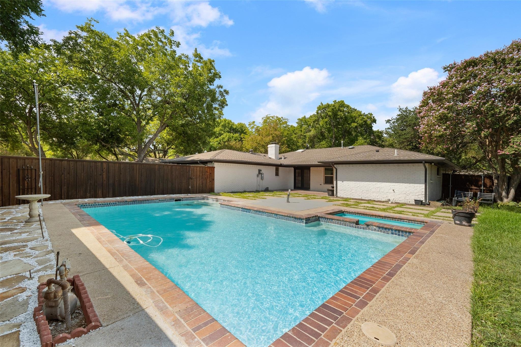 Northcrest Dr, Plano, TX 75075