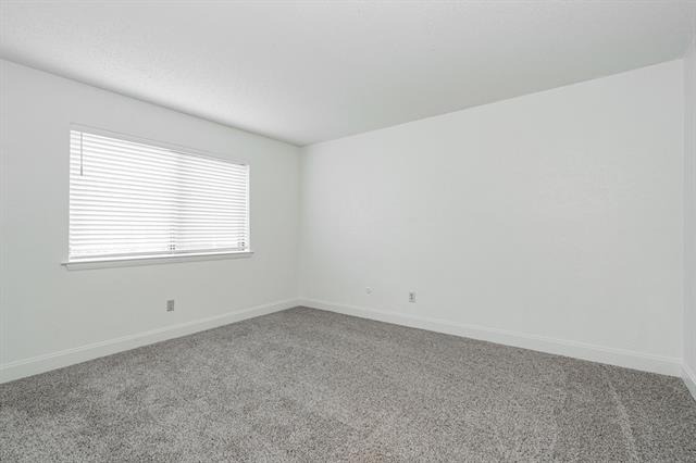 Listi Dr, Dallas, TX 75238