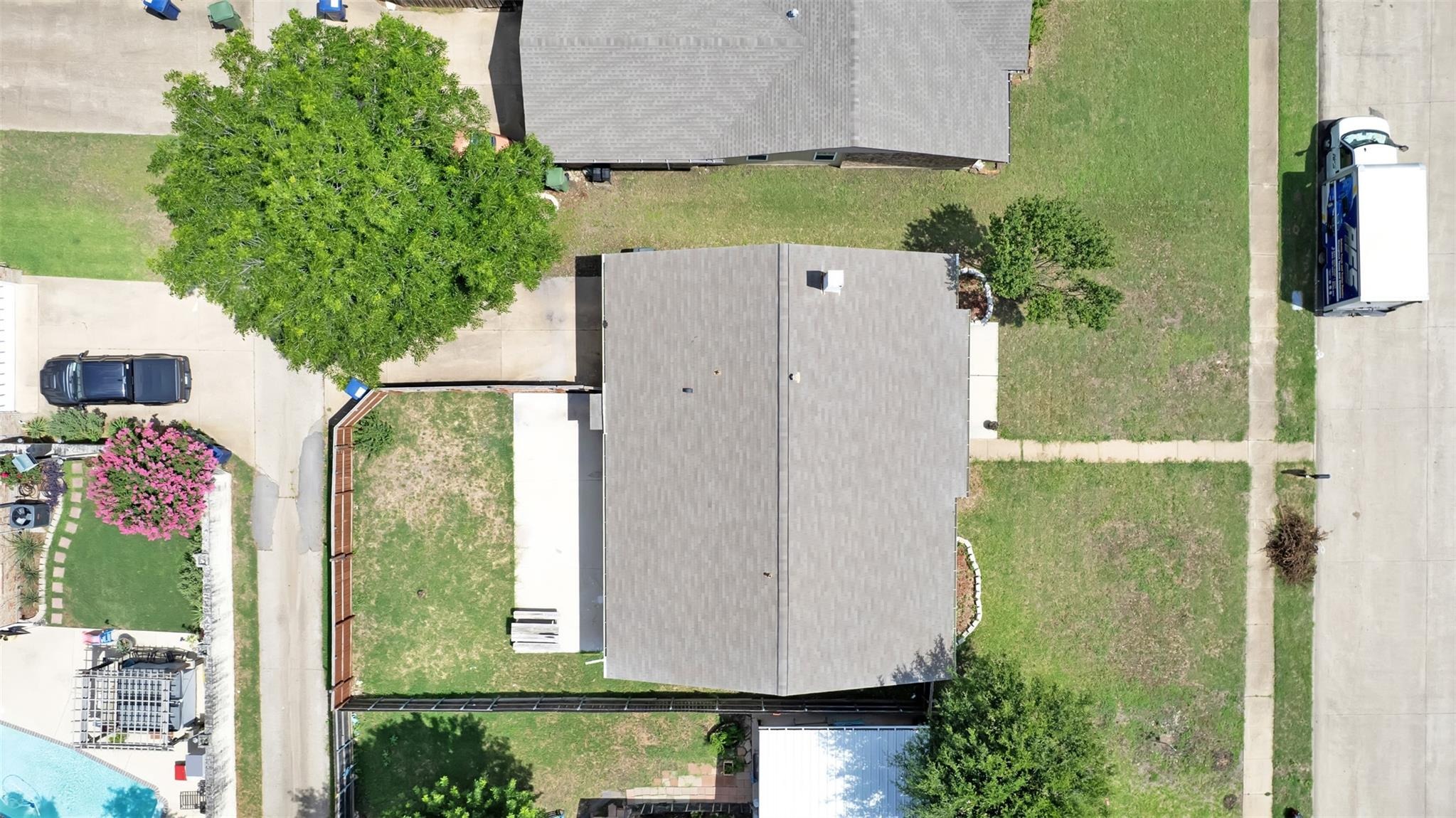 Wyrick Ln, Garland, TX 75044