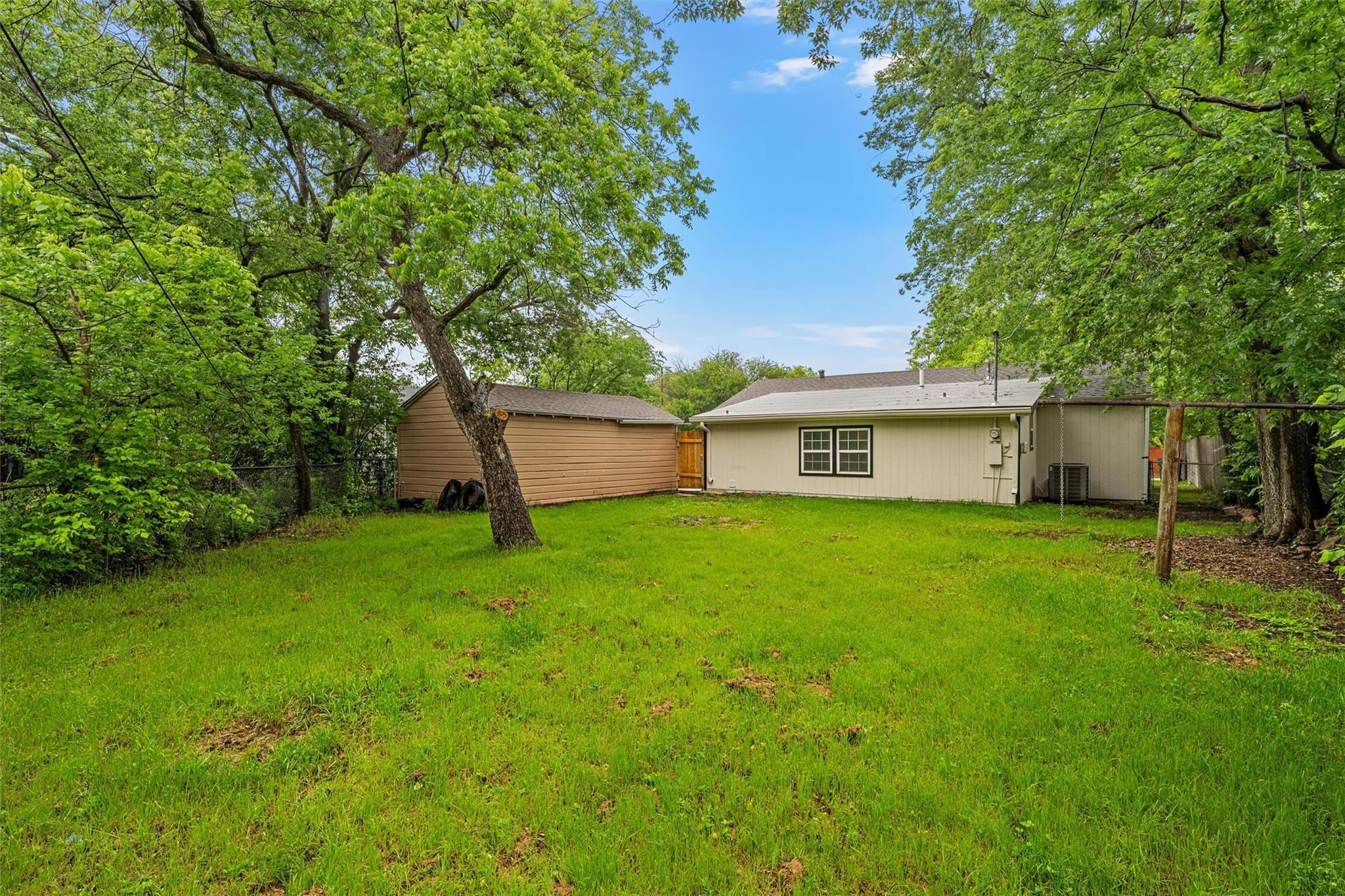 39th St, Waco, TX 76707