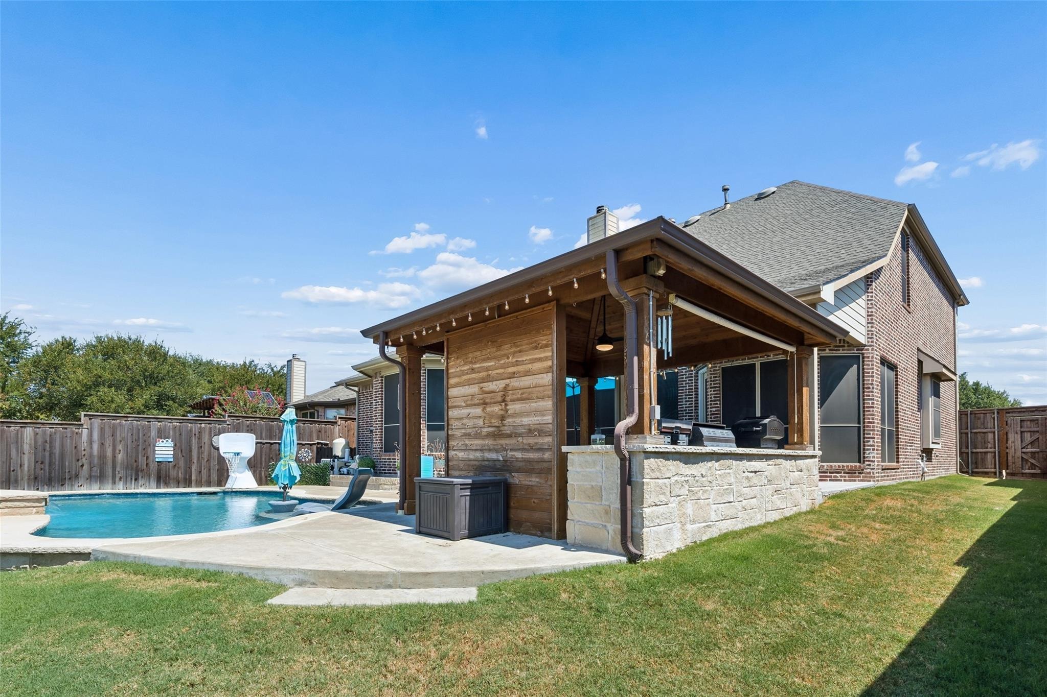 Ridgedale Ct, Sachse, TX 75048