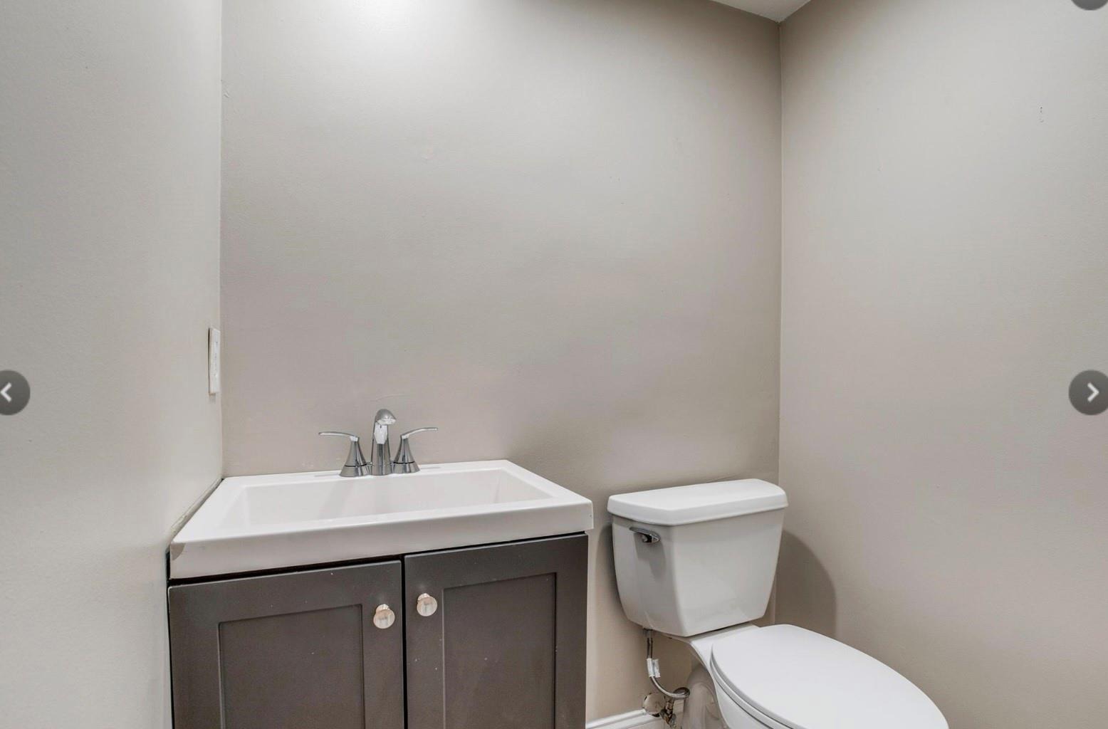 Kit Ln, Dallas, TX 75240