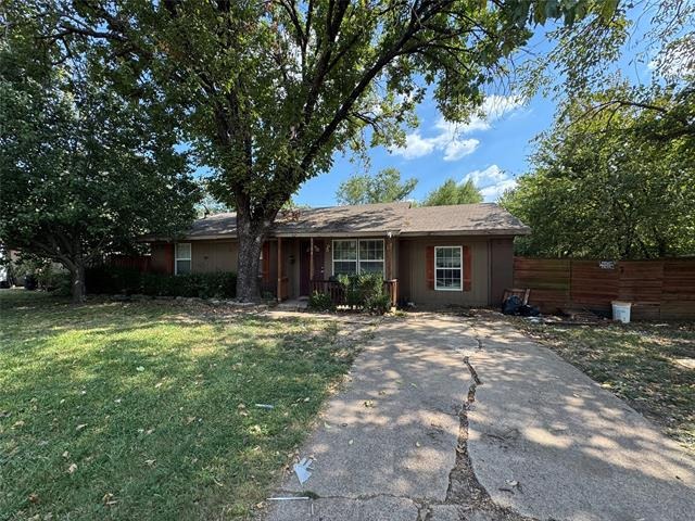 Ridgeview St, Mesquite, TX 75149