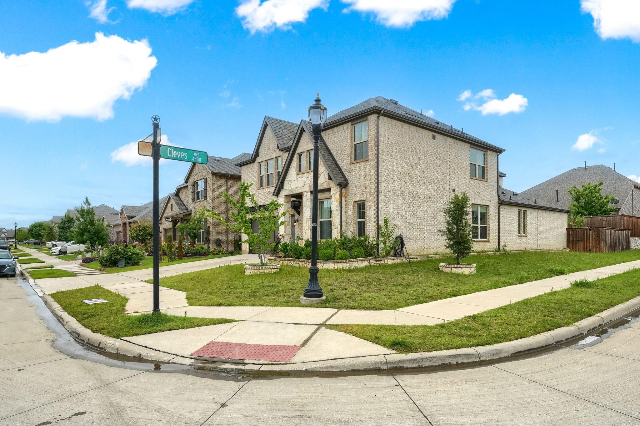 Hightower St, Aubrey, TX 76227 #1
