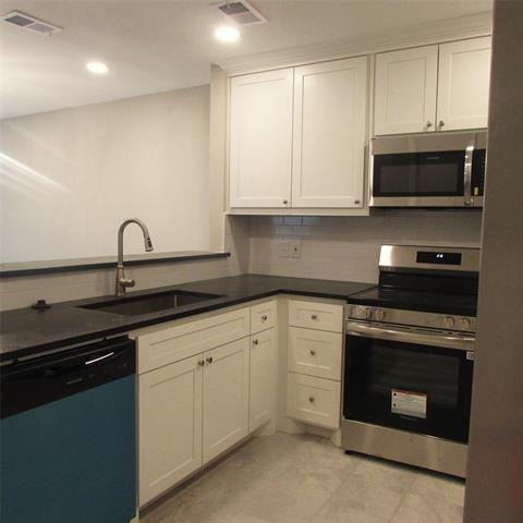 Daystrom Ct, Dallas, TX 75243