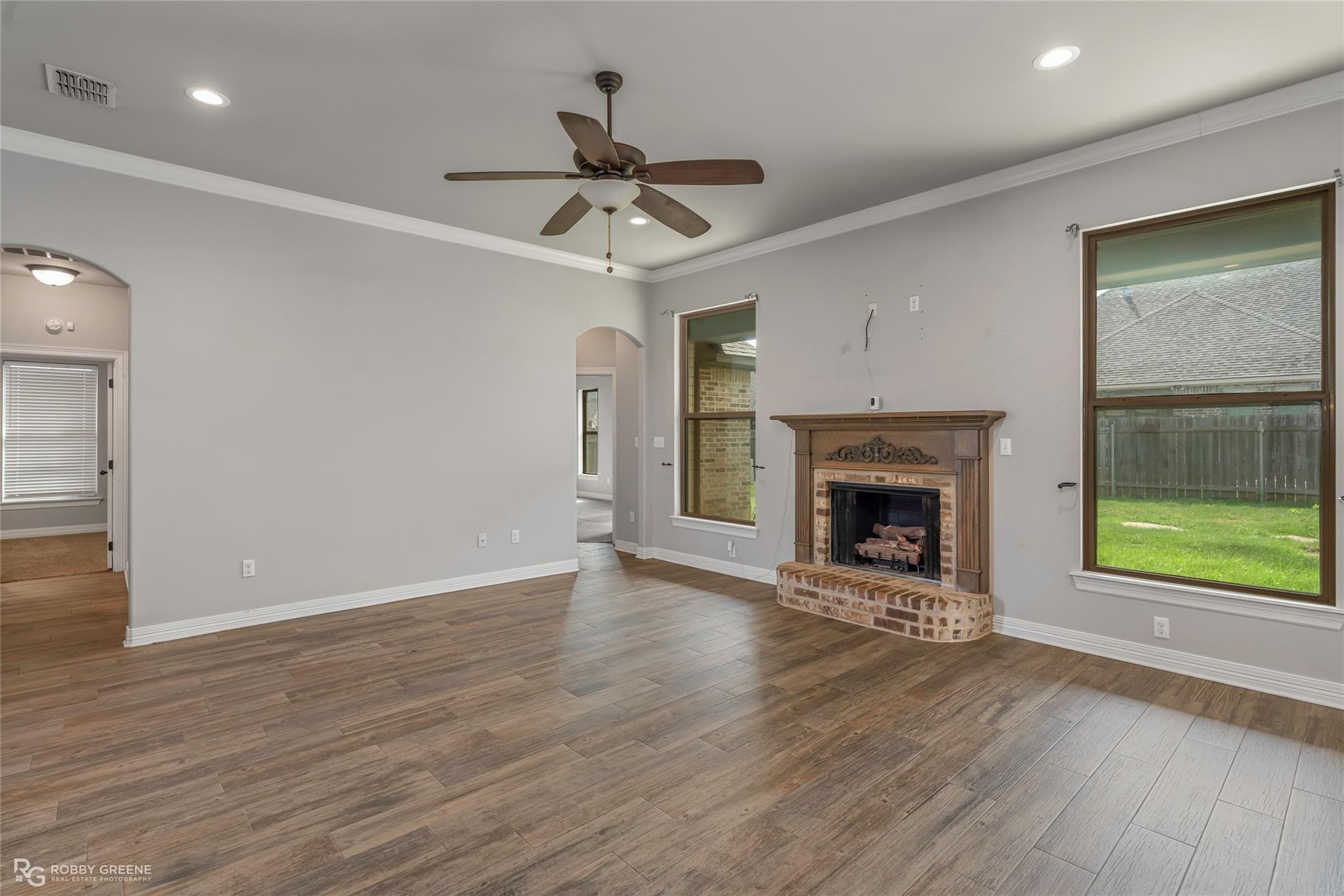 Fir Wood Ln, Haughton, LA 71037