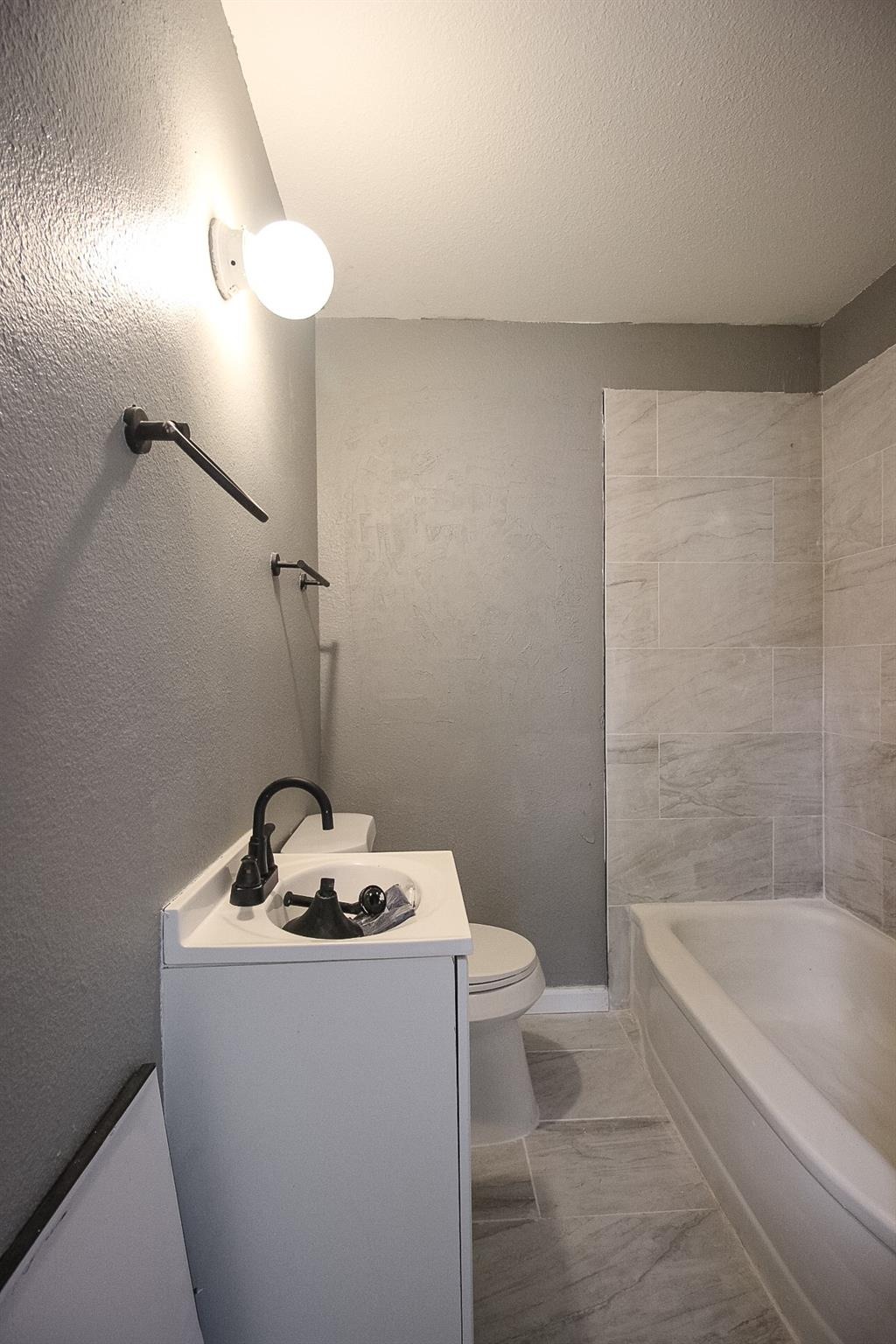 Live Oak Ave, Waco, TX 76708 #1