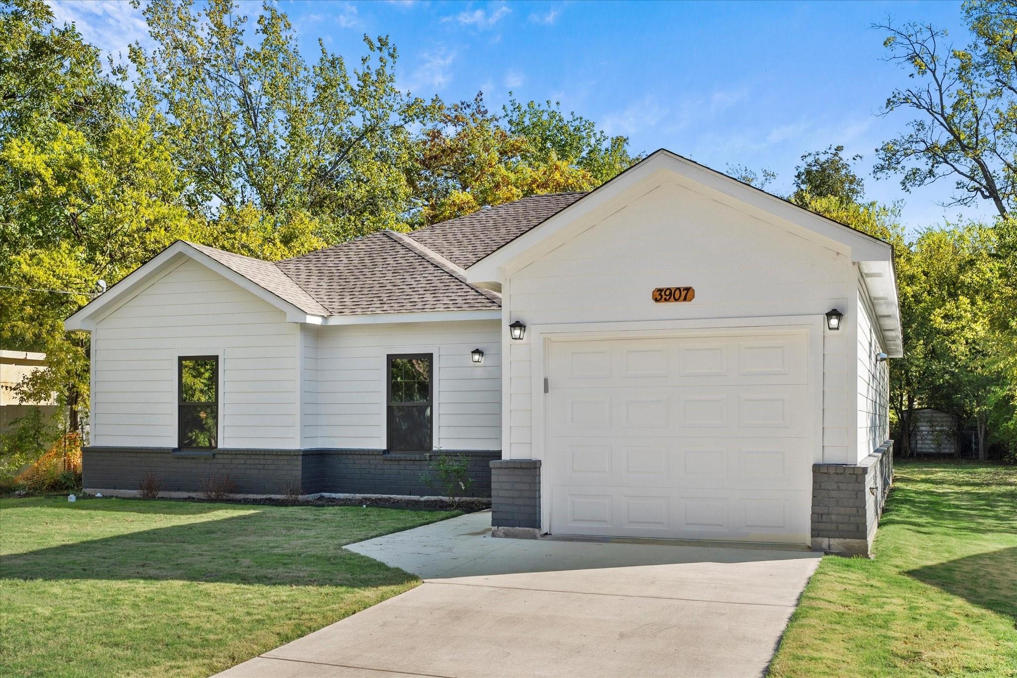 Simonds St, Greenville, TX 75401 #1