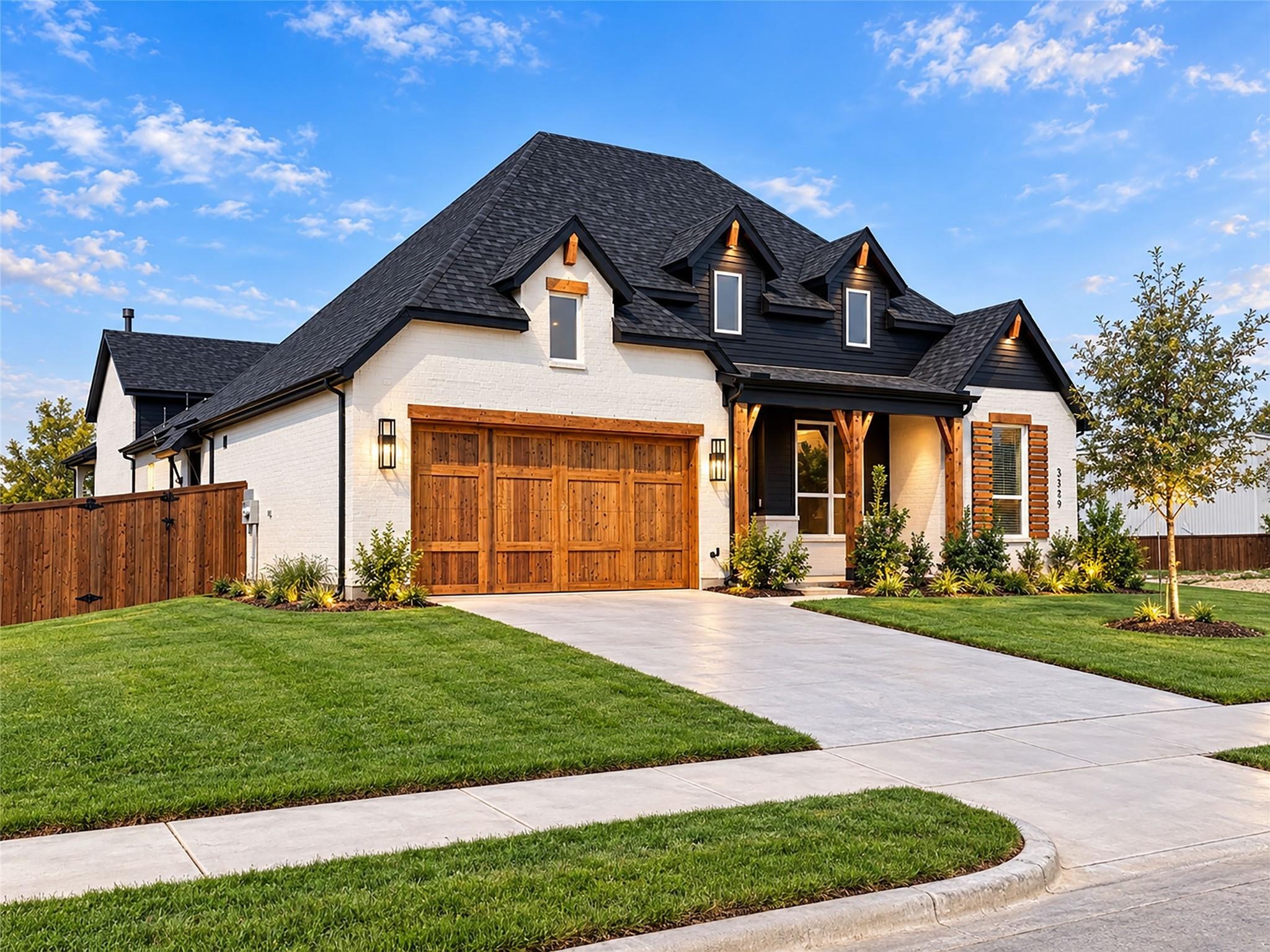 Slate Dr, Waxahachie, TX 75167