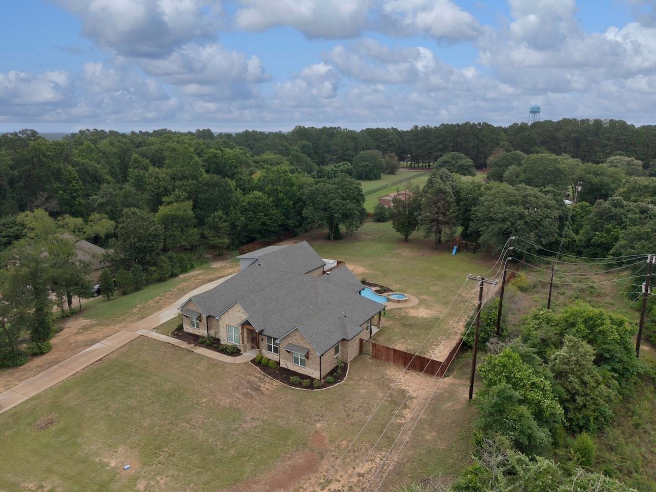 Lago Vista Dr, Athens, TX 75752
