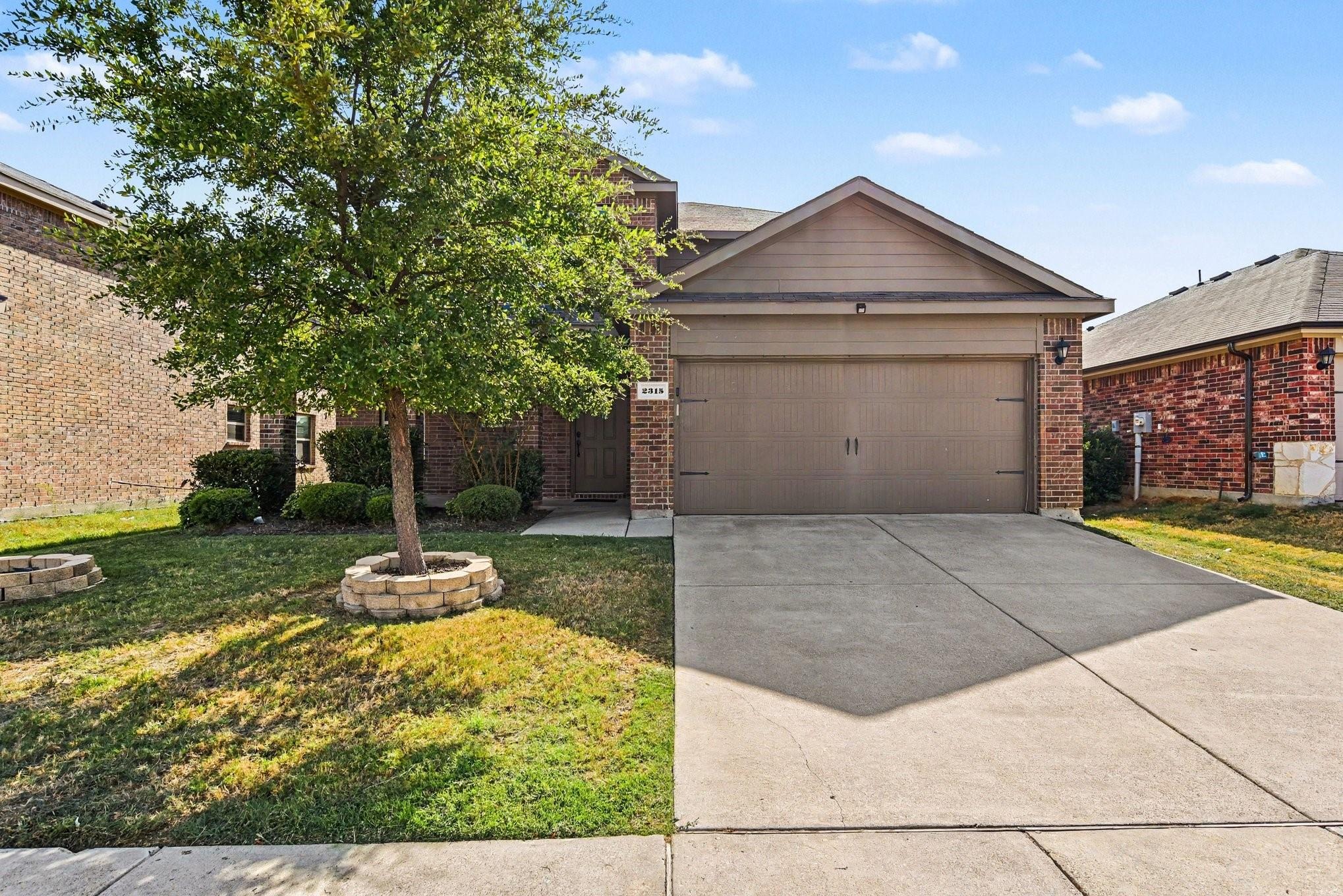 Julia Ln, Forney, TX 75126