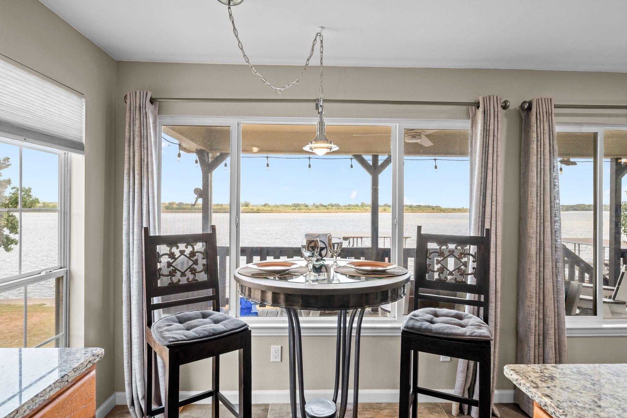 Parkside Ct, Granbury, TX 76048