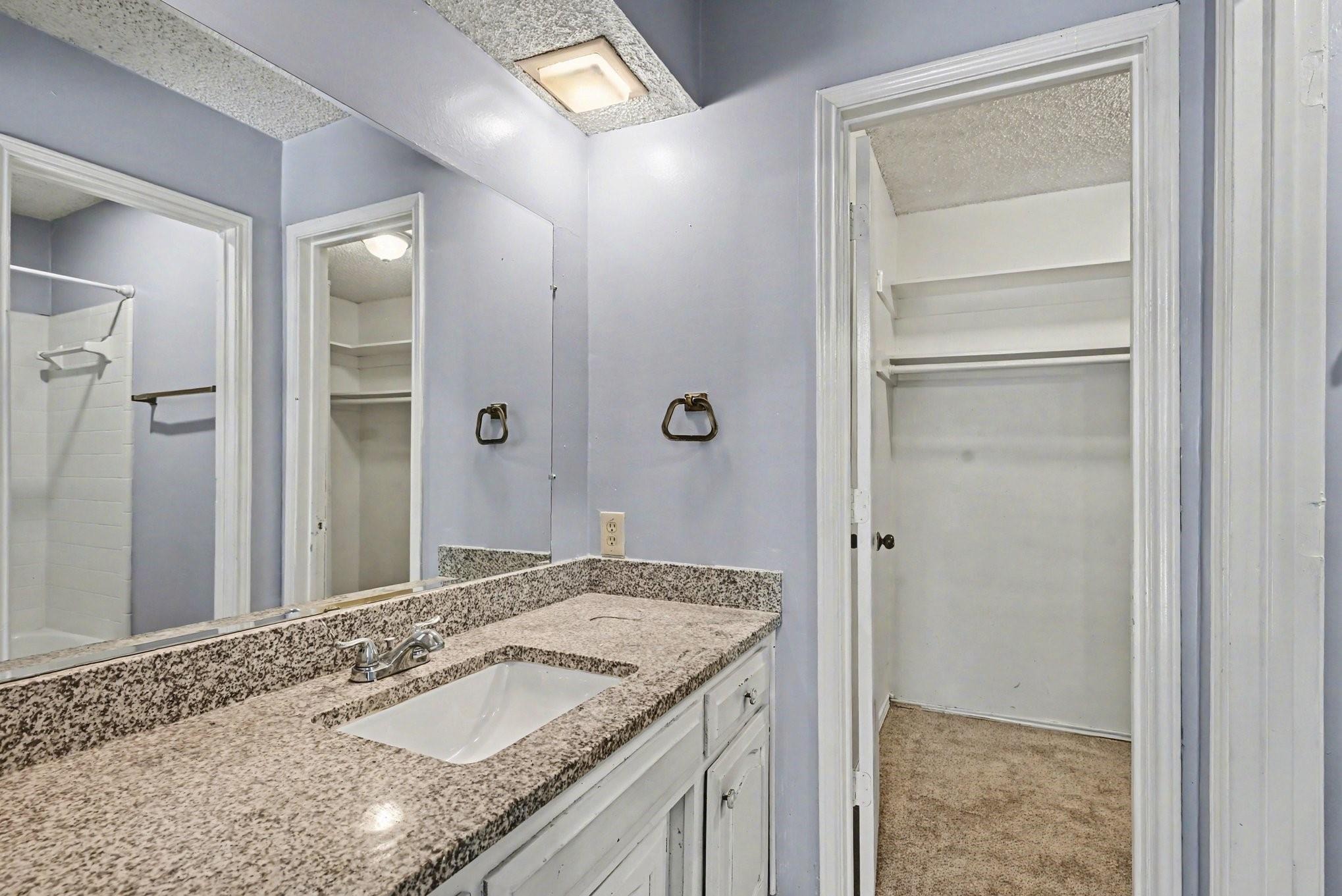 Post Oak Ter, Fort Worth, TX 76112