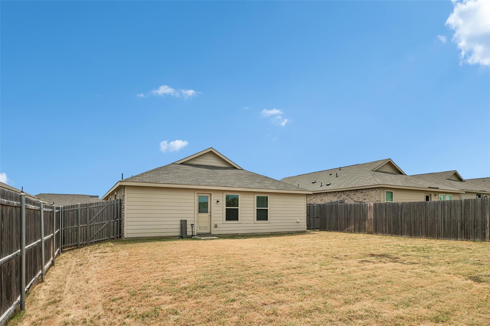 Yachtclub Dr, Azle, TX 76020 #1