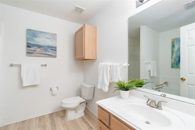 Northway , Denton, TX 76207