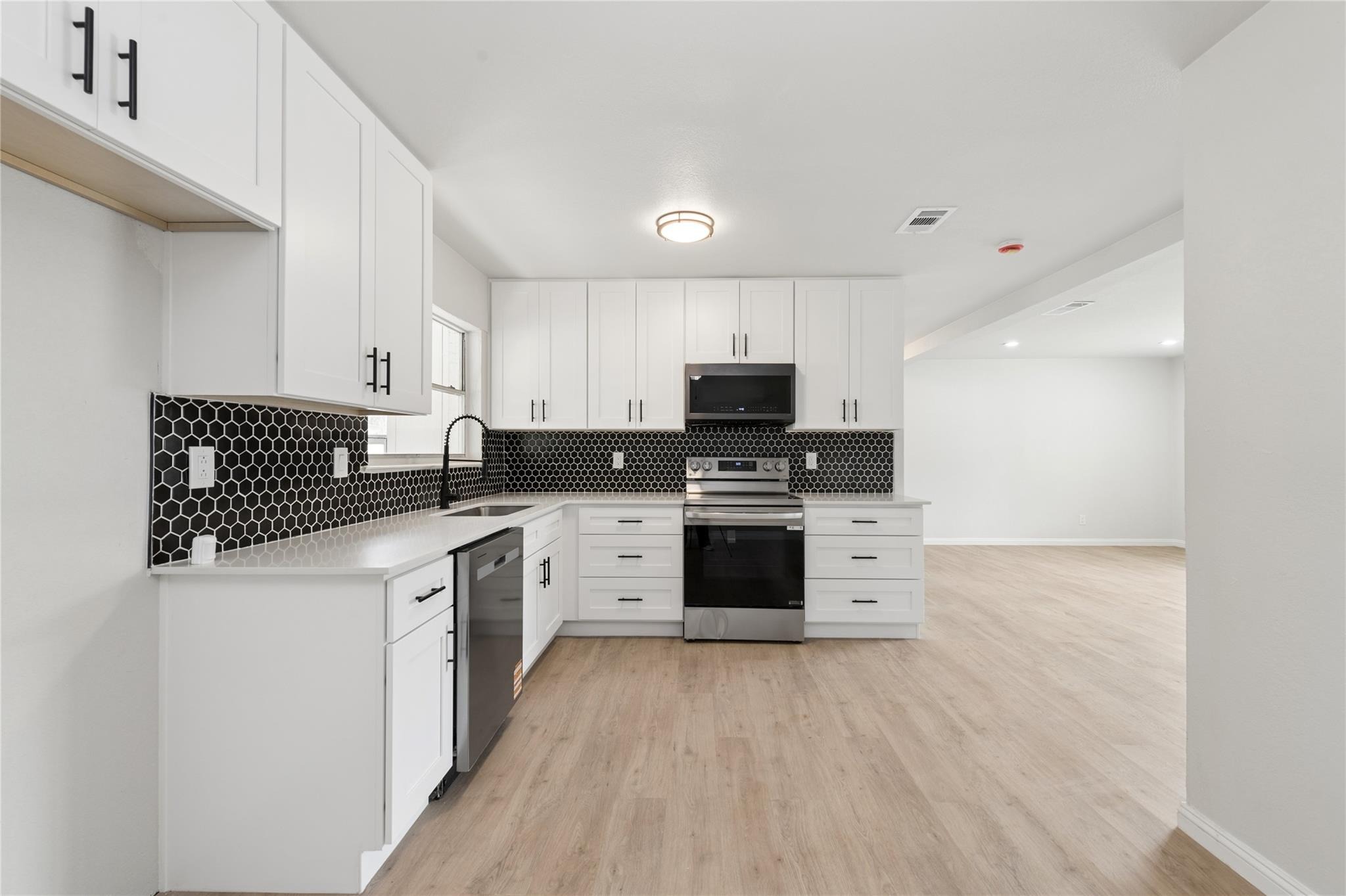 Wind River Dr, Dallas, TX 75216
