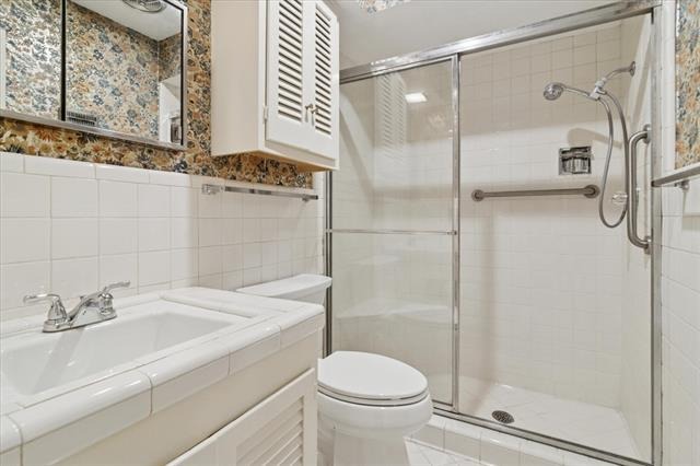 Valleydale Dr, Dallas, TX 75230